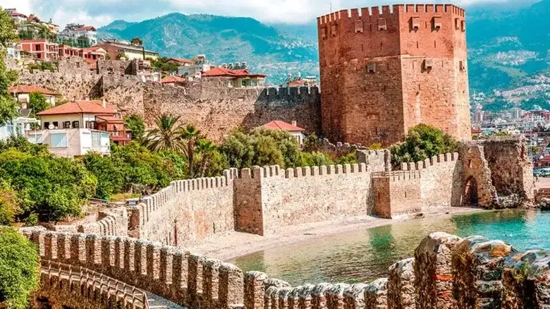 Bayramda Antalya'da en çok ziyaret edilen ilçeler belli oldu!