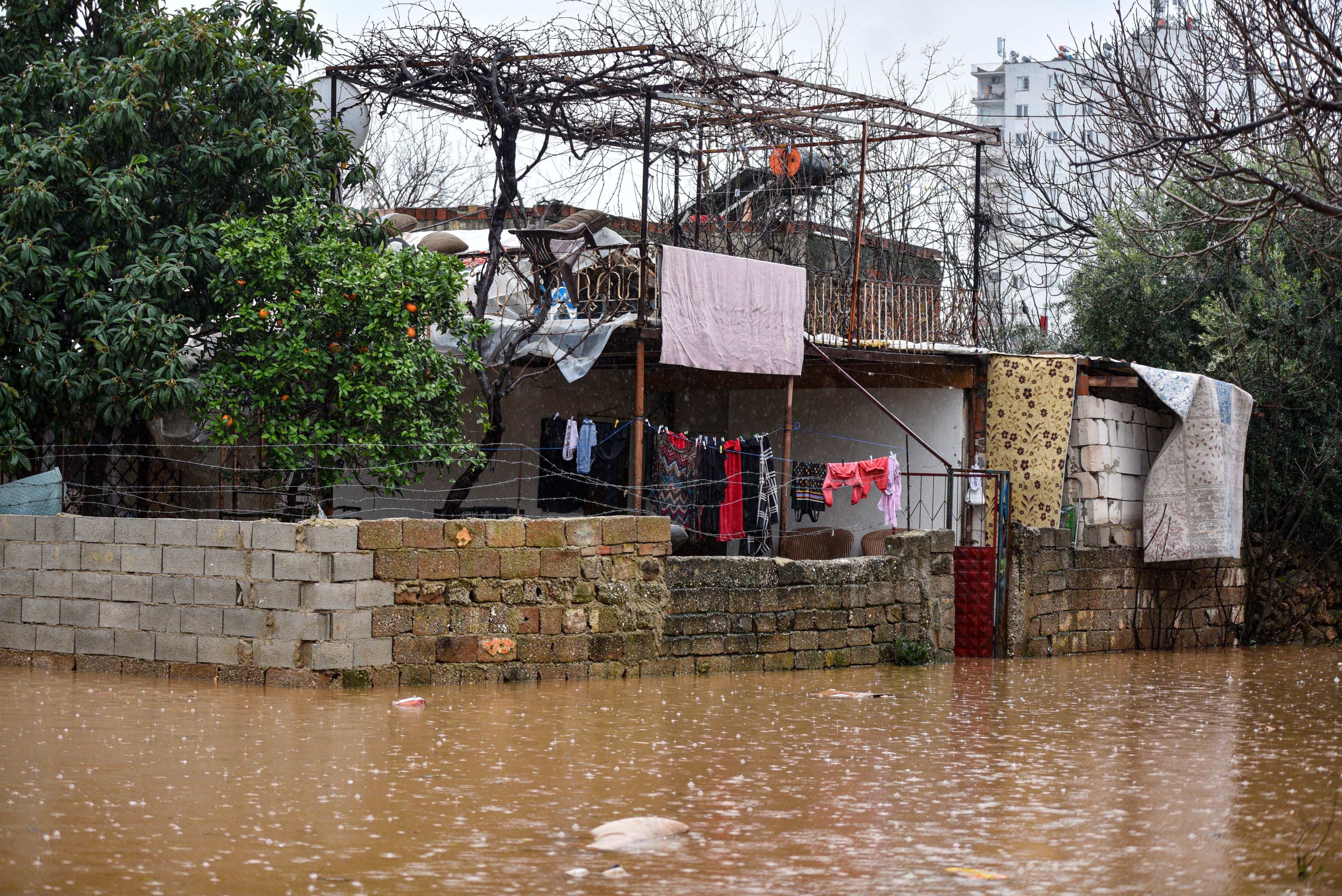 Ethem Karadirek Yagis Antalya 4