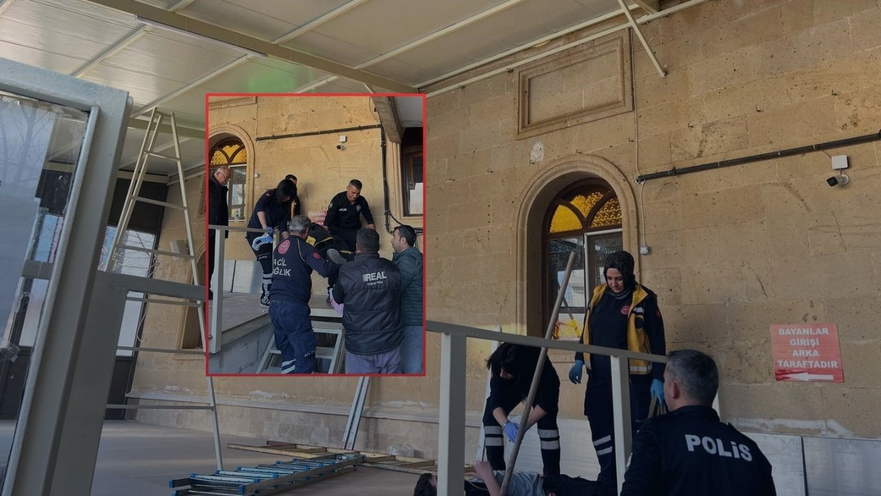 Burdur'da usta ve çırağı merdivenden düştü!