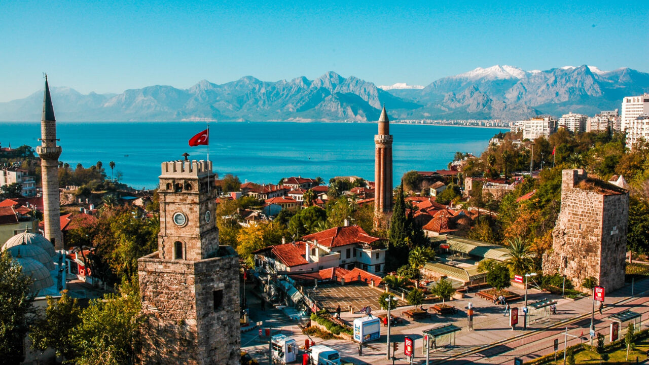 Karar onaylandı! Antalya'da artık Cumartesi olacak
