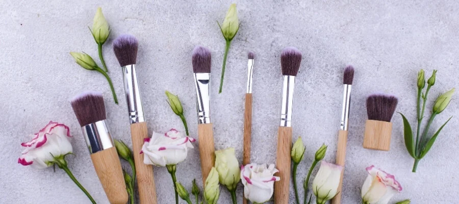 Doğal ve Organik Makyaj Ürünleri ile Sağlıklı Güzellik Rutini