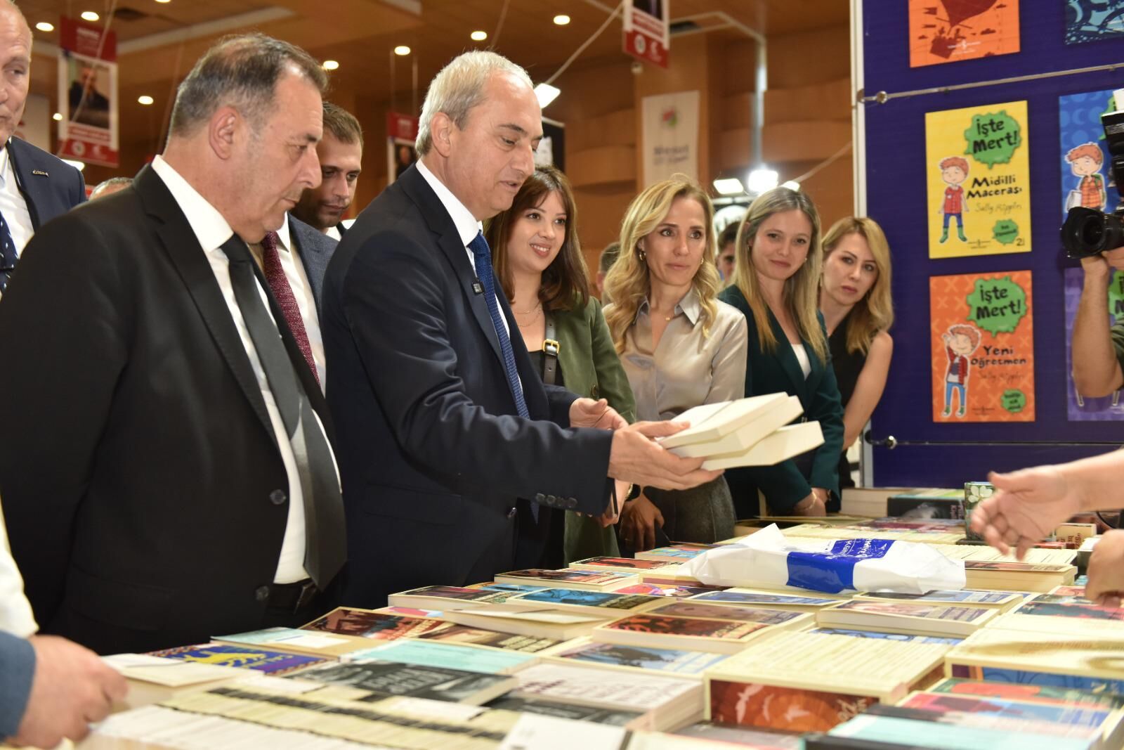 Kepezde 27 Martta Kitap Ruzgari Esecek 5