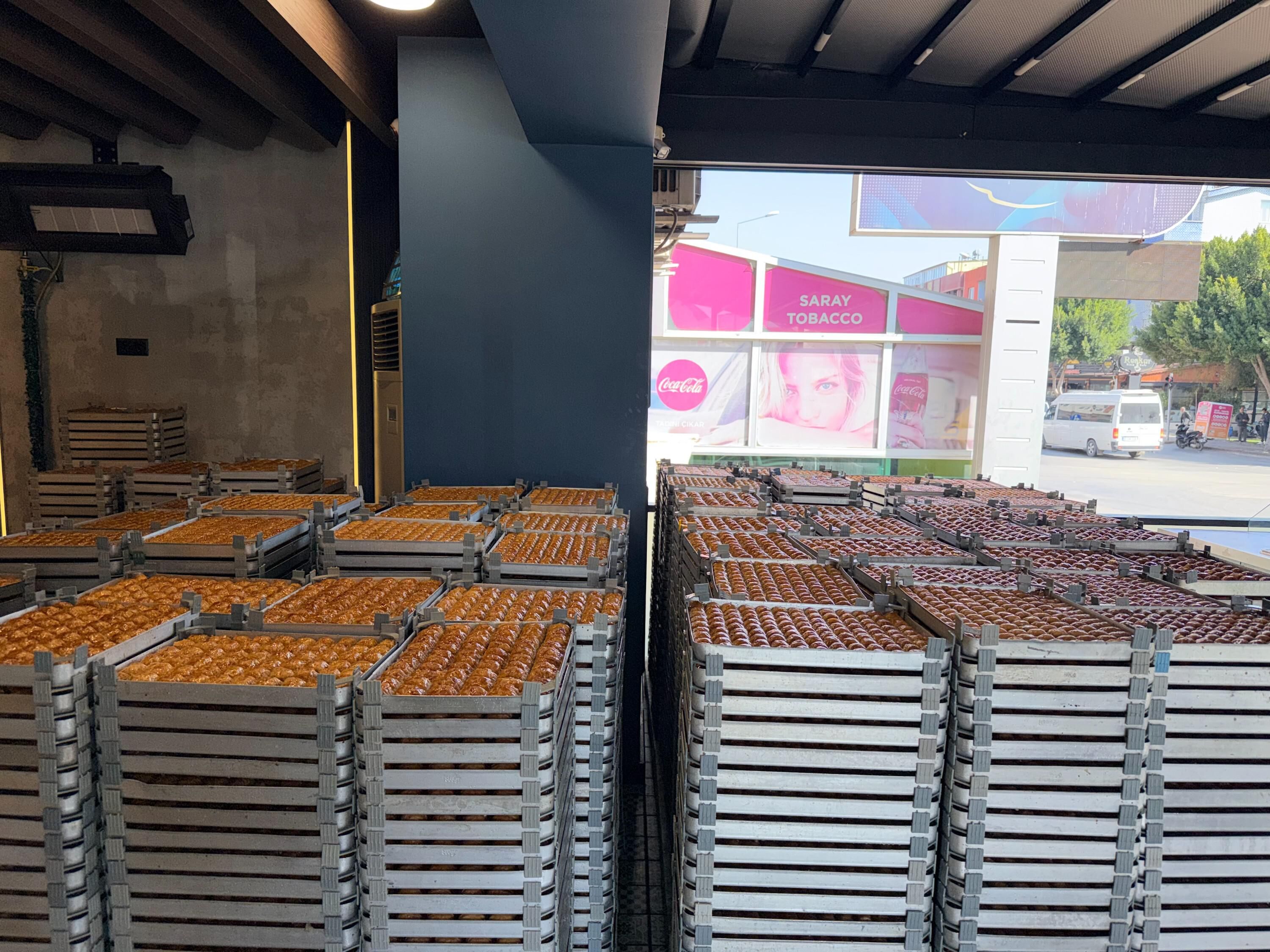 Kepezde Bayram Oncesi Tatlicilara Siki Denetim 2