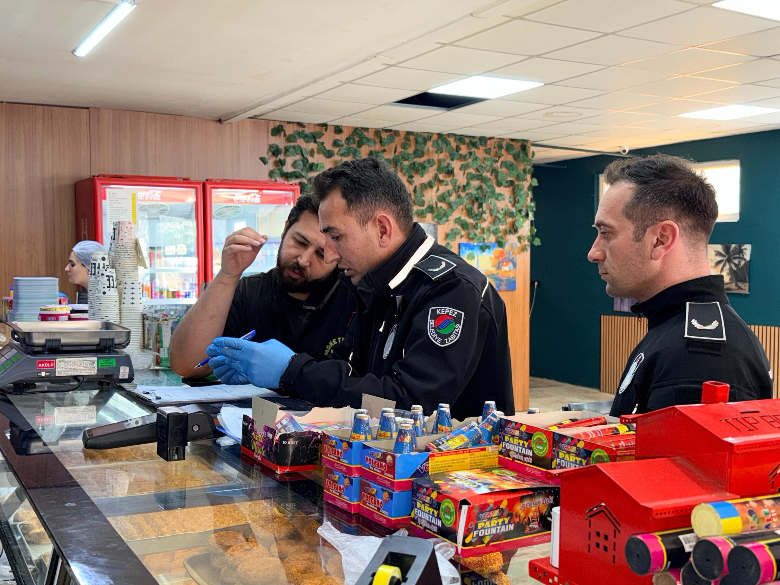 Kepezde Bayram Oncesi Tatlicilara Siki Denetim 6