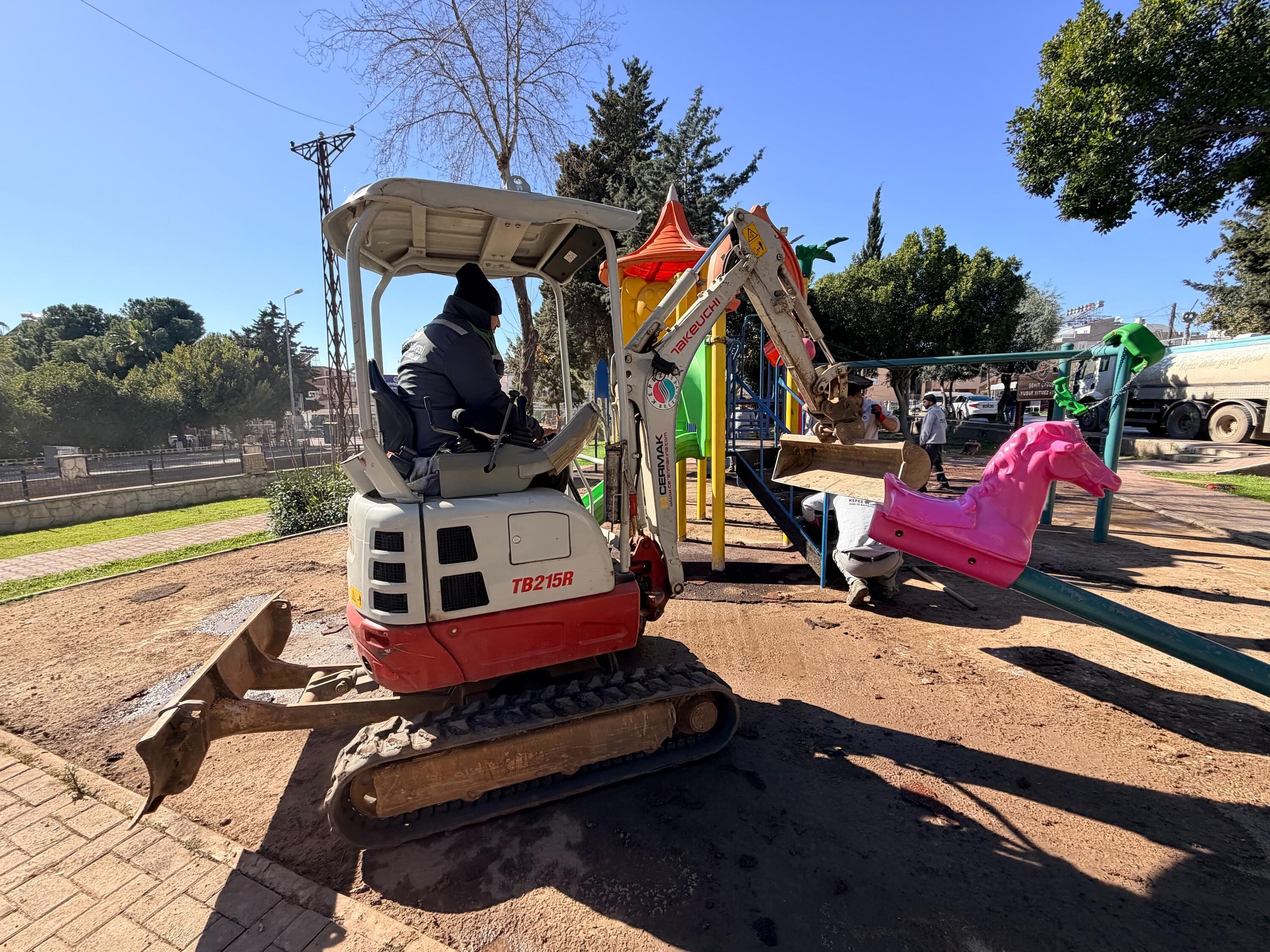 Sehit Cavus Yusuf Yitmez Parkina Modern Dokunus 4