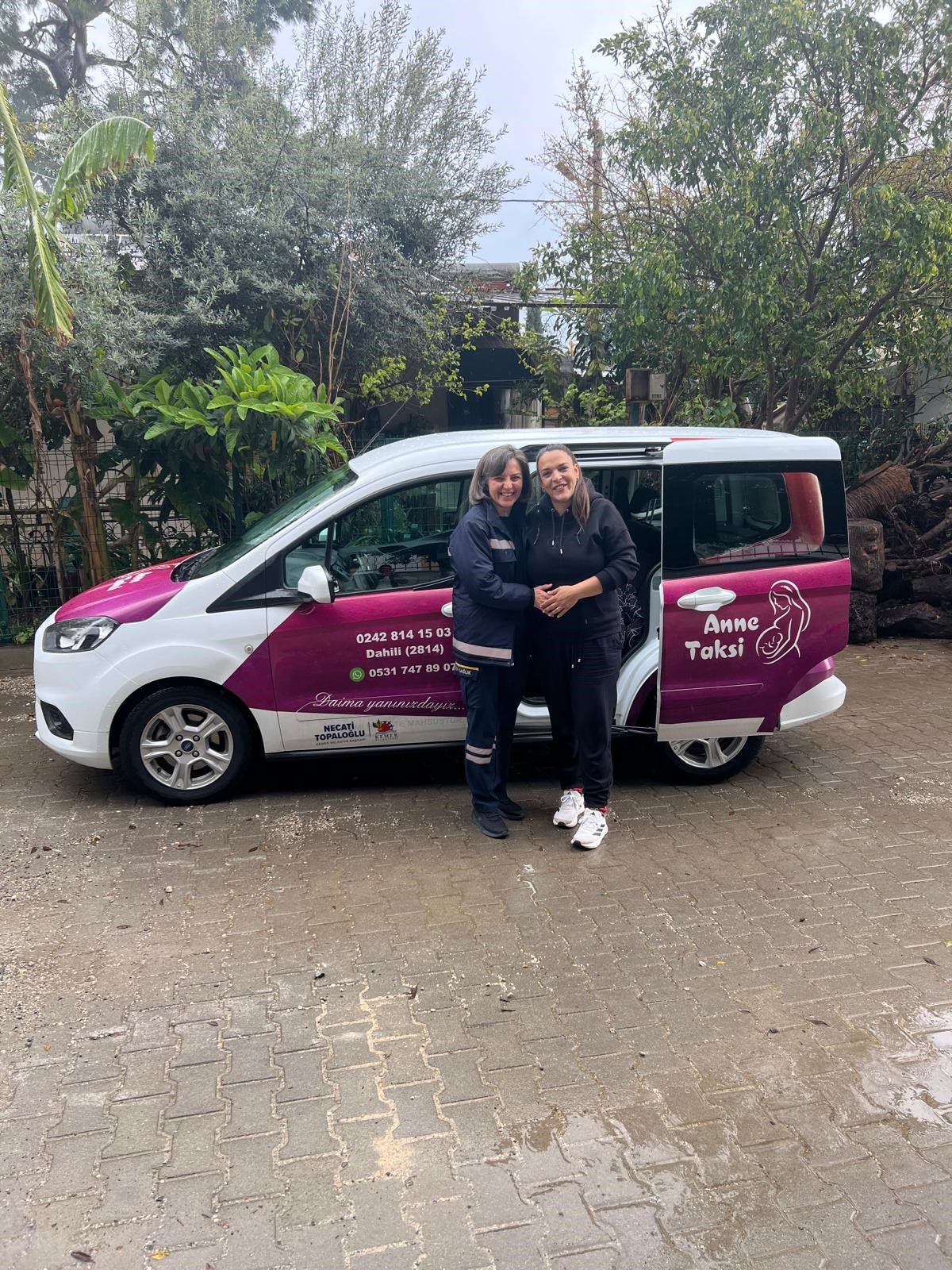 Anne Taksi1