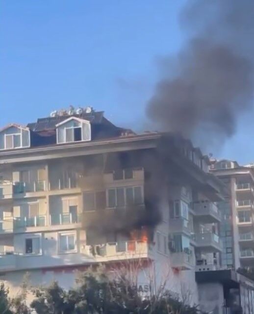 Antalya Apartman Dairesi Yangin1