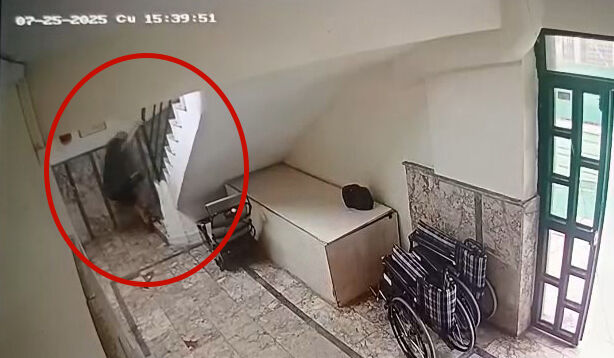 Antalyada Merdivenden Düştü3