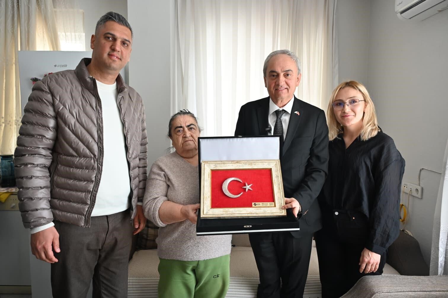 Başkan Kocagöz Sehit Ailesi Ziyaret3