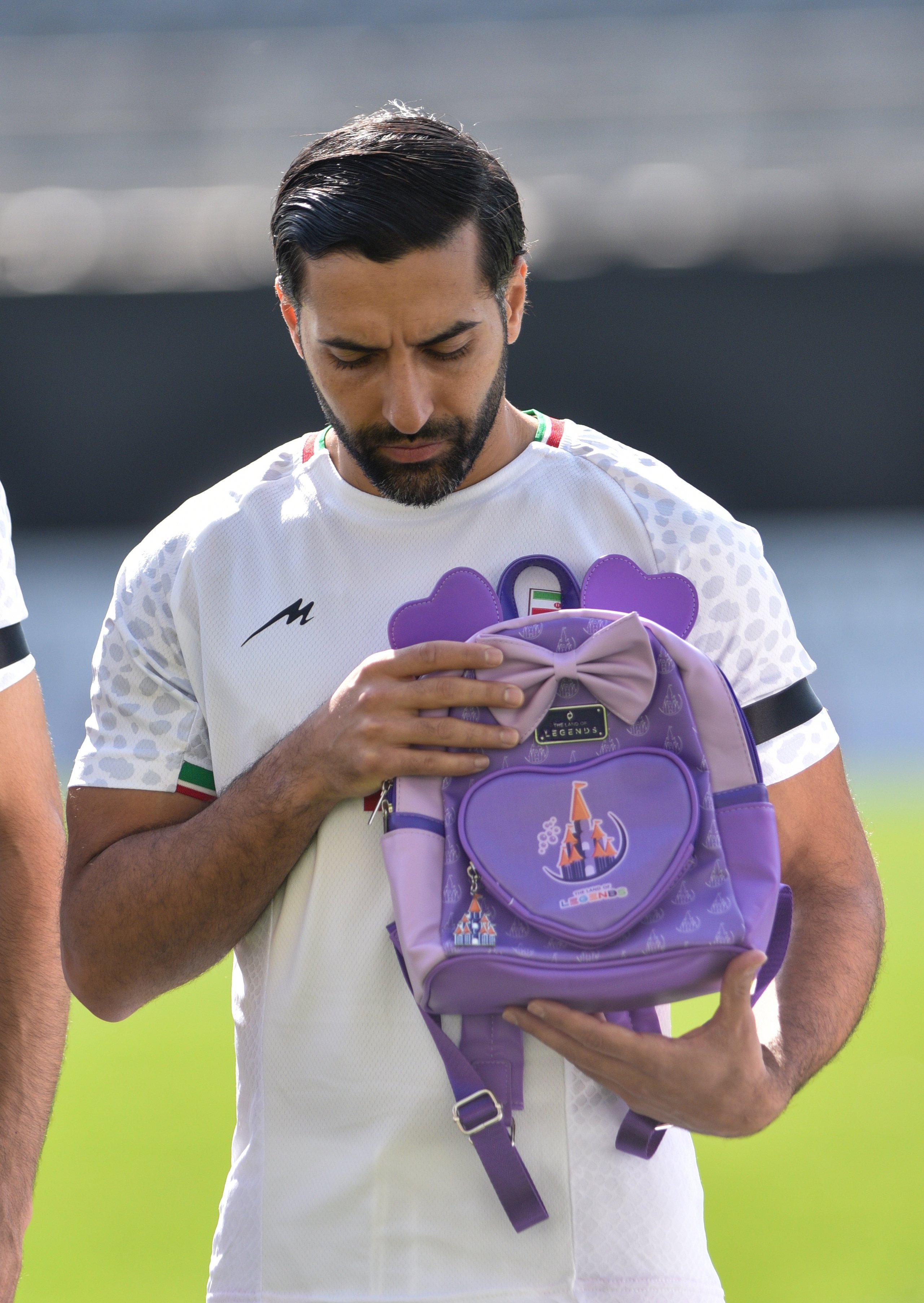 İran Milli Futbol Takımı'ndan, Ölen Çocuklar Için 'Çocuk Sırt Çantalı' Mesaj5