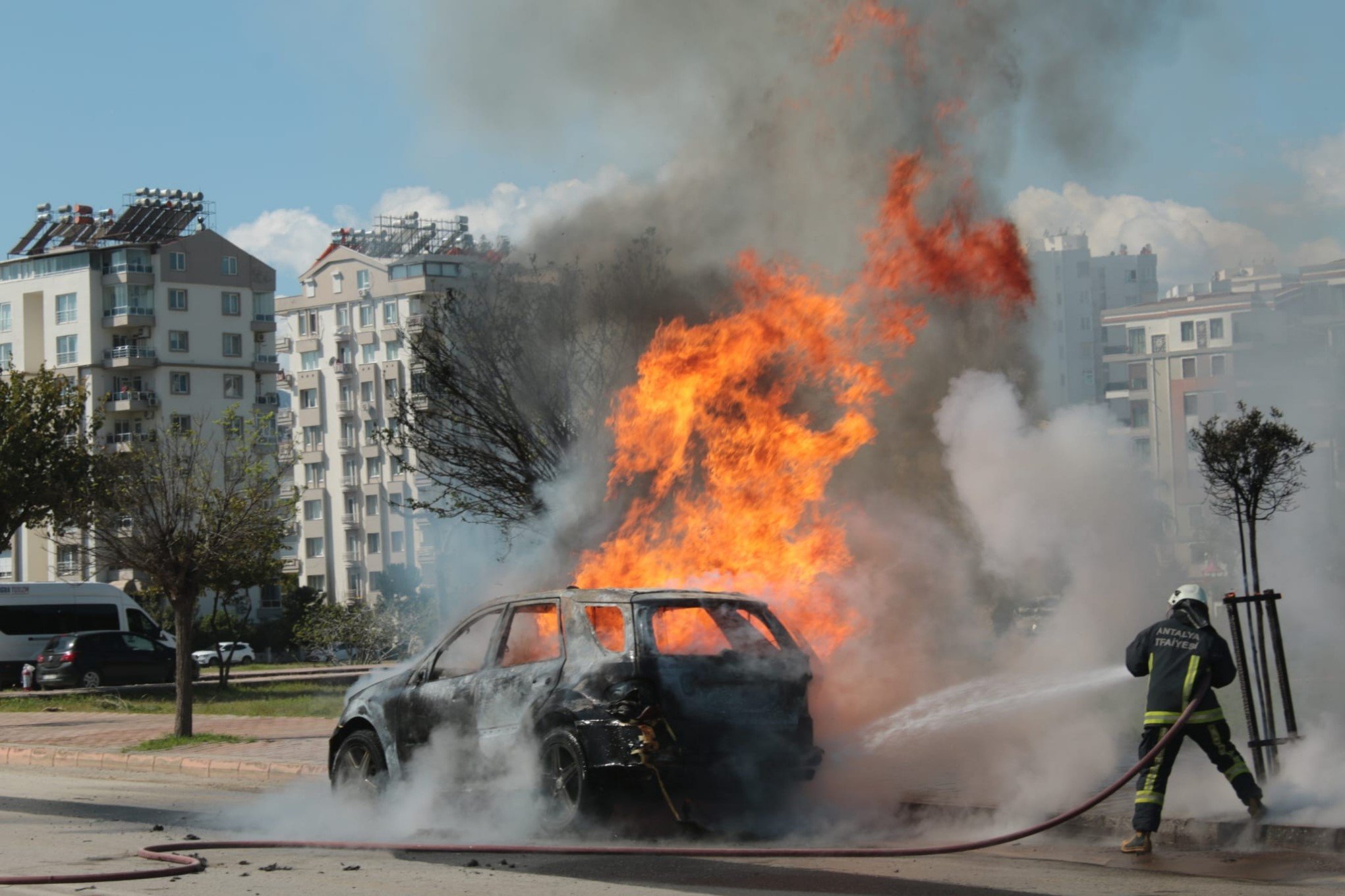 Konyaalti Arac Yangini