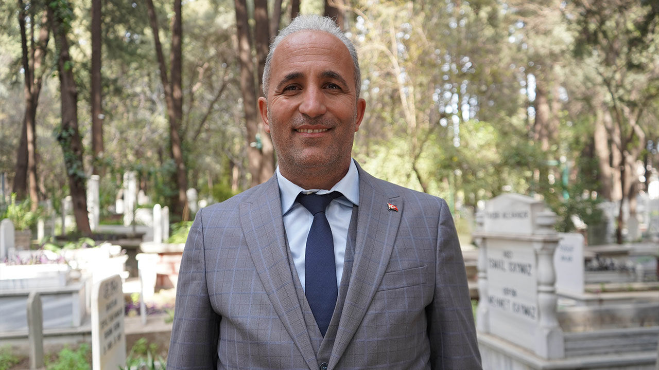 Mezarliklara Goruntulu Ziyaret Antalya1