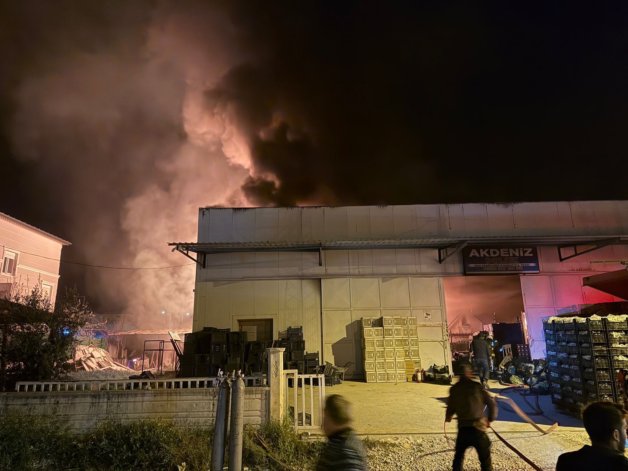 Muz Paketleme Tesisi Yangın7