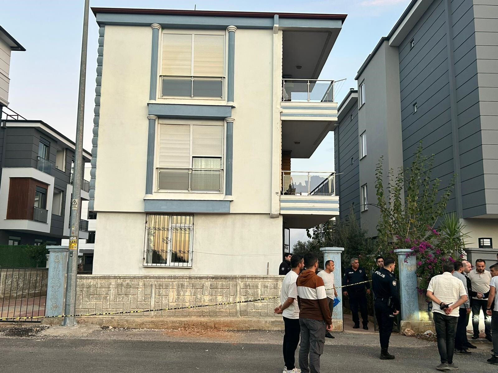 Polis Dava Muebbet Antalya2