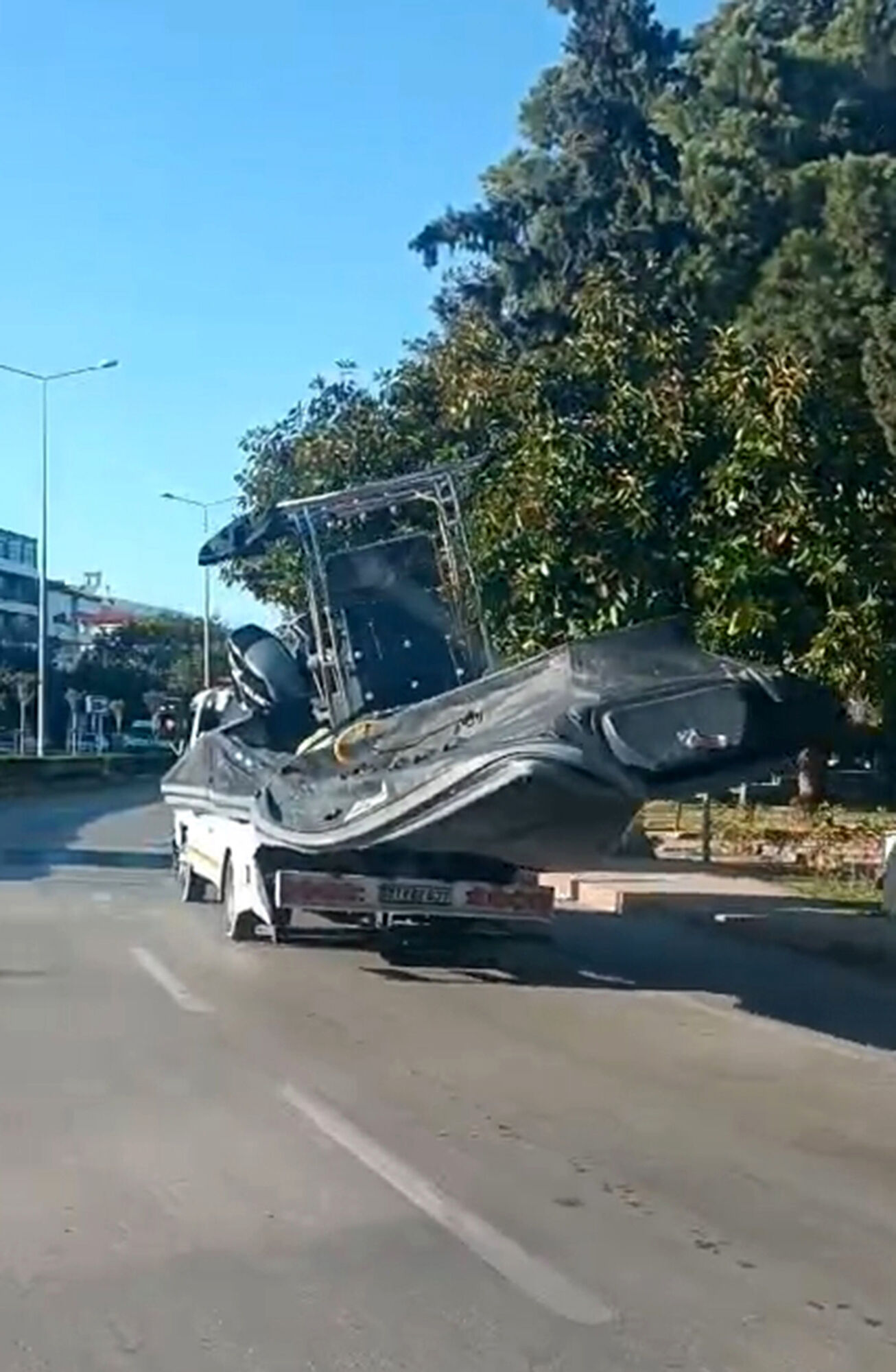 14 K A C A K G O C M E N I N O L D U G U B O T K I Y I Y A C I K A 1205444 358450