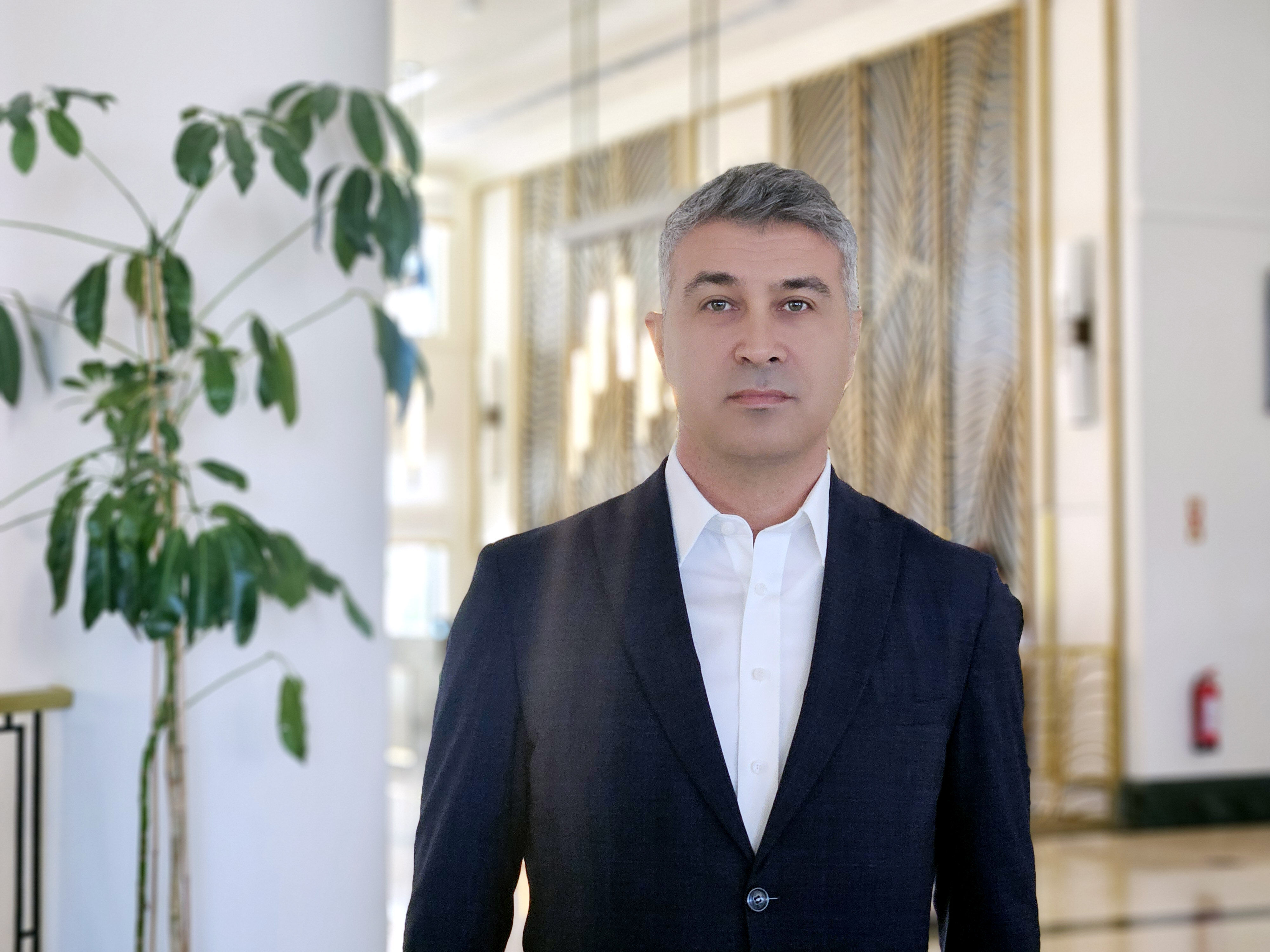 T U R I Z M D E U C B A Y R A M A S A V A S E T K I S I 1211938 360399