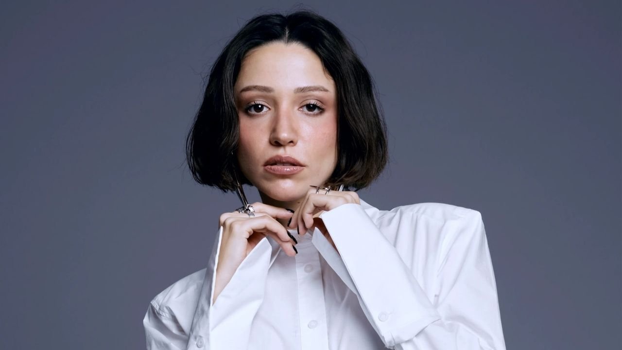 Zeynep Bastık sevenlerine müjde! Antalya’ya geliyor