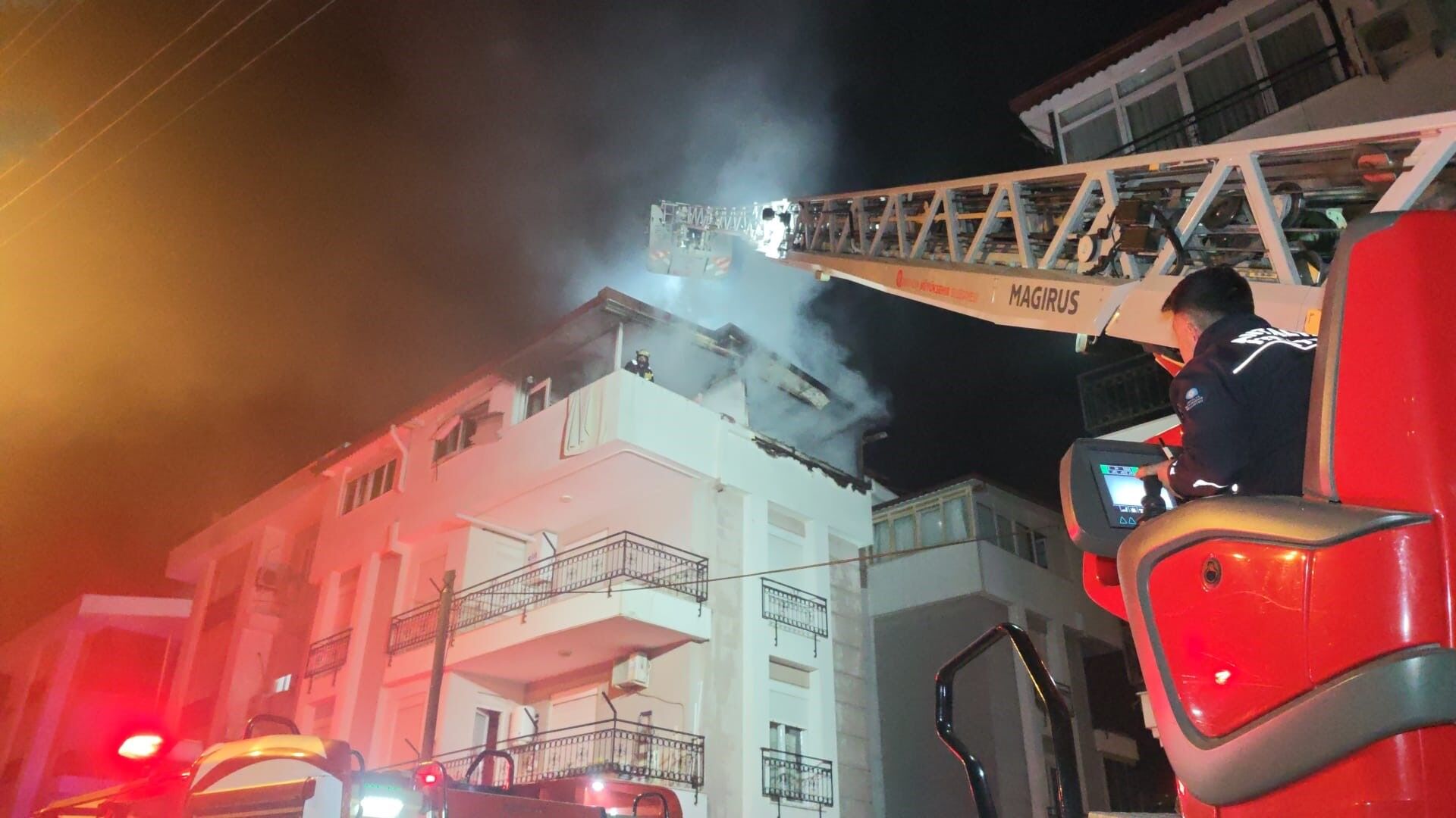 Yangın Erenköy (2)