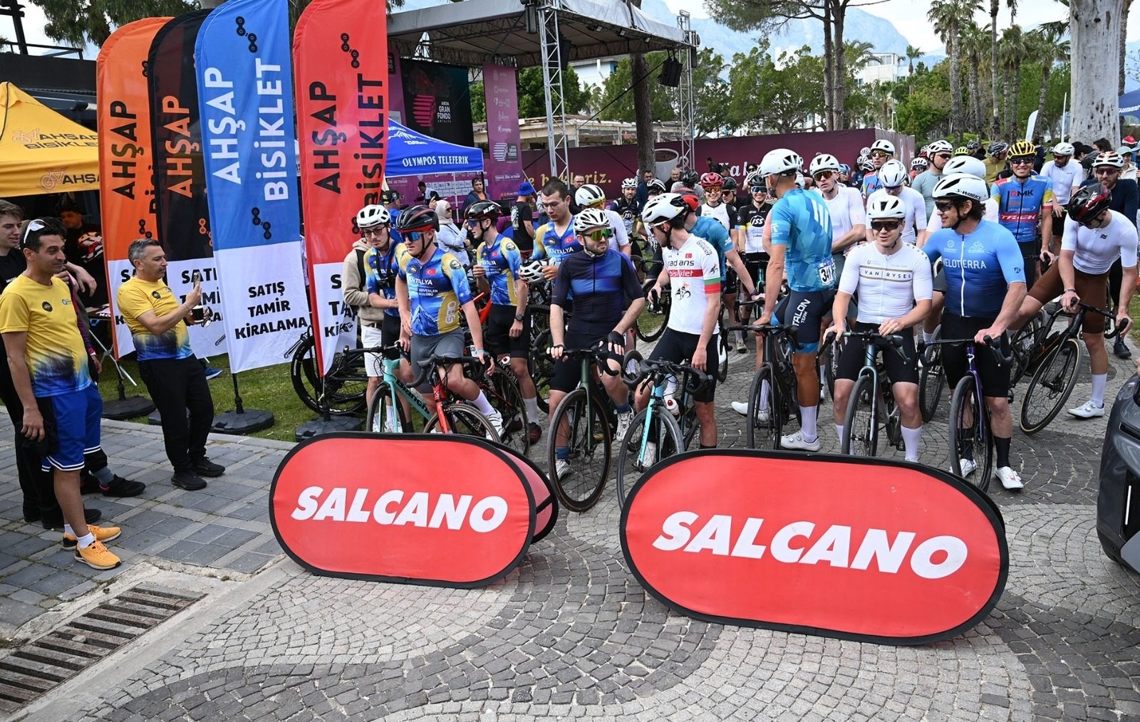 A K R A G R A N F O N D O A N T A L Y A I L K K E Z D U Z E N L E N