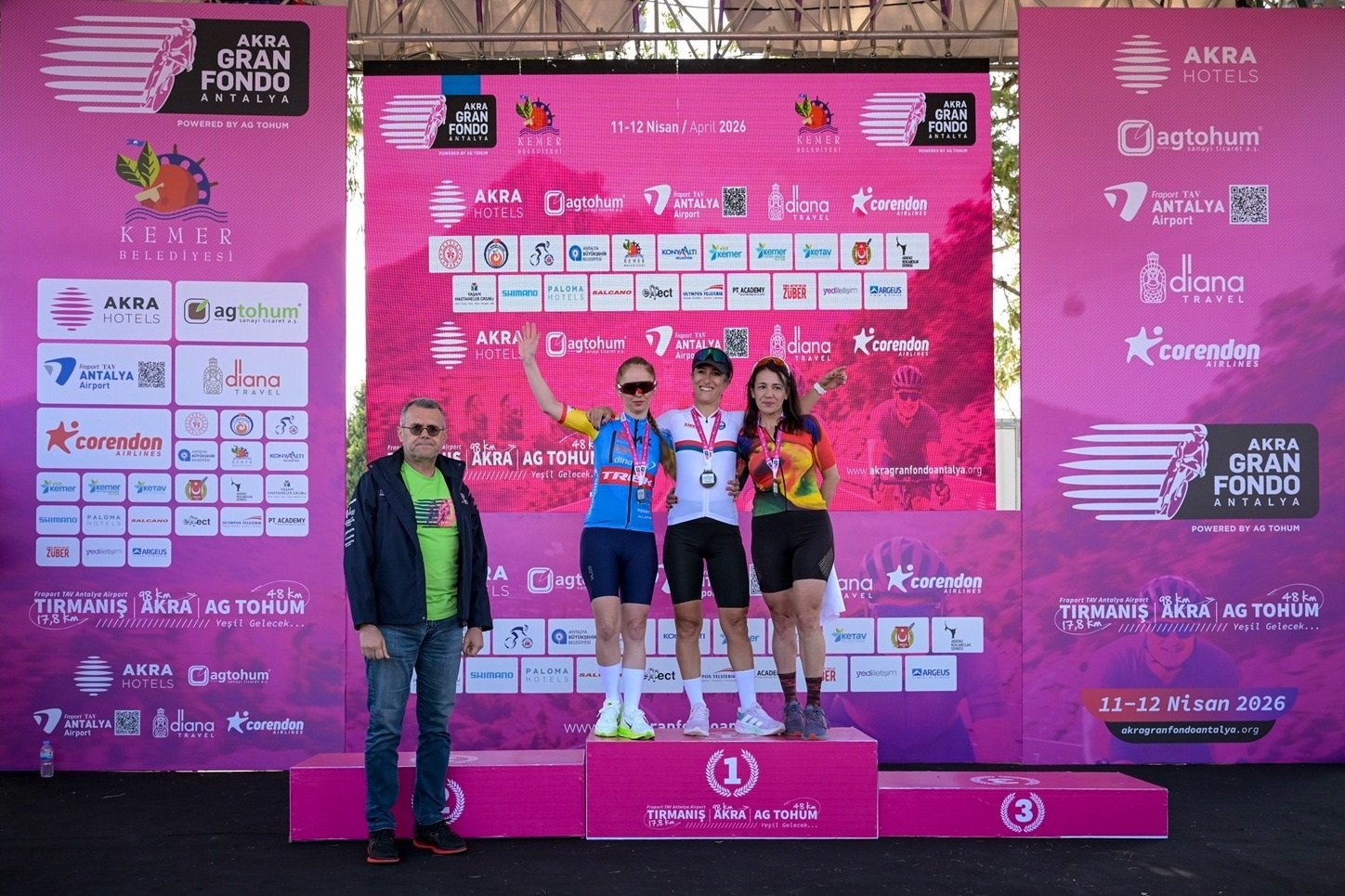 Akra Gran Fondo Antalya'da Dereceye Girenler Ödüllerine Kavuştu4