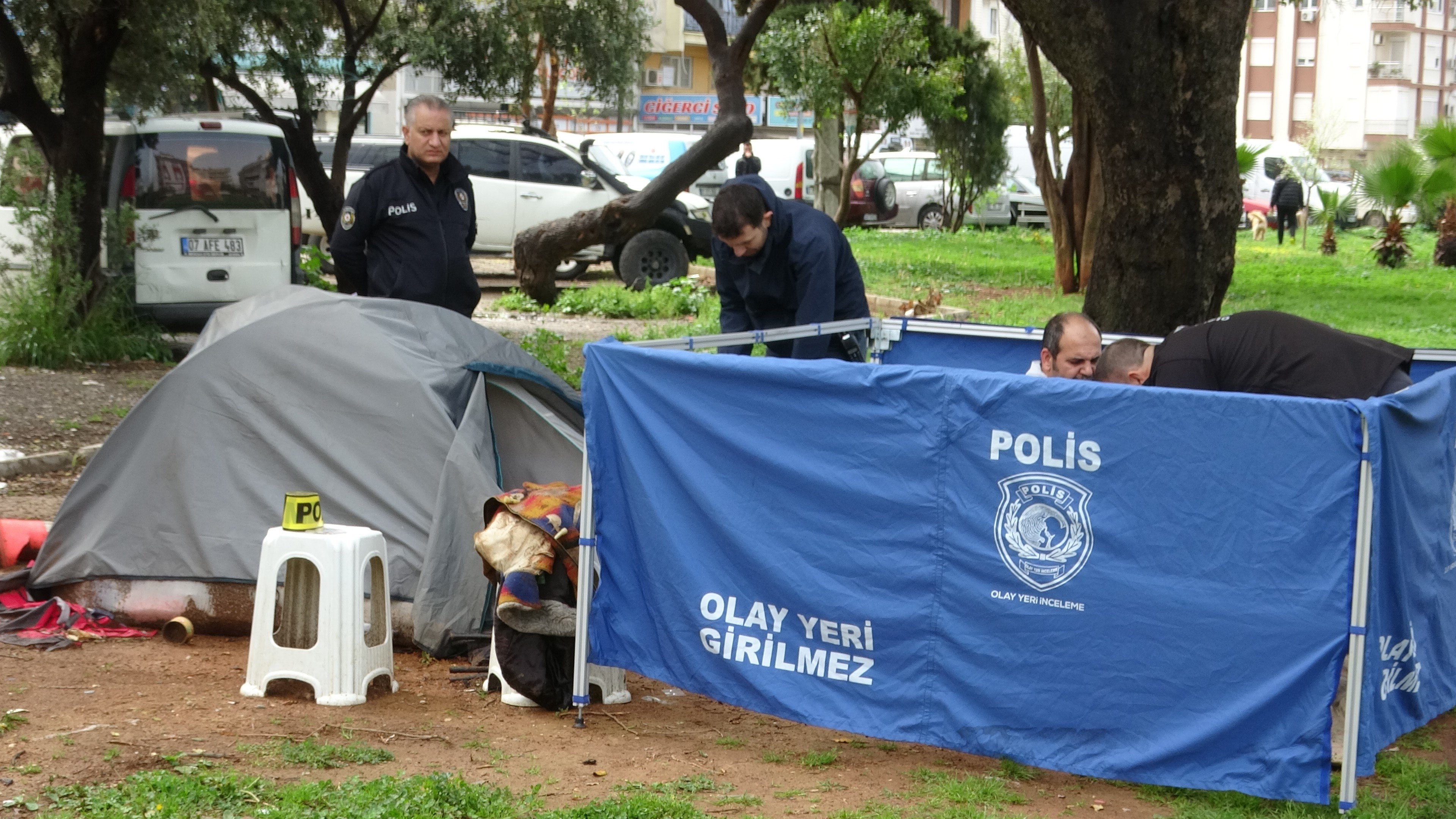 Antalya Parkta Olu Bulundu3