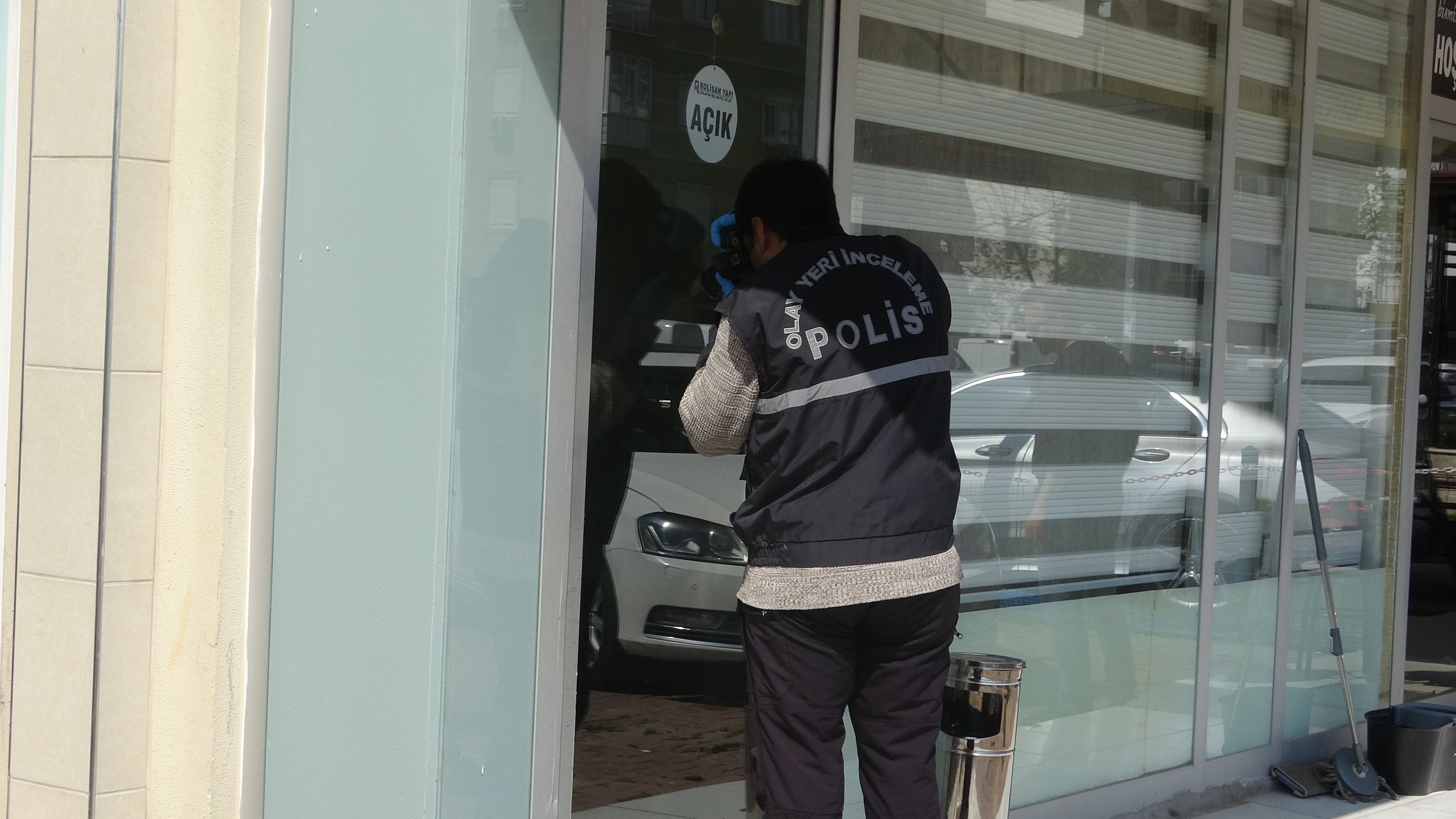 Antalya'da Akraba Görüşmesi Kanlı Bitt