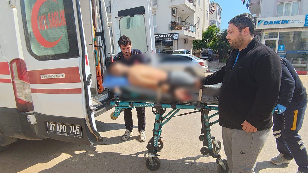 Antalyada Bicakli Kavga