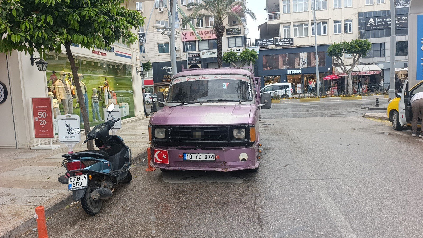 Antalya'da Park Yasağını Ihlal Etti1