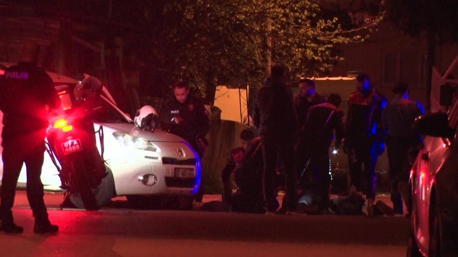 Antalya'da Sokak Ortasında Saldırı Dehşeti3