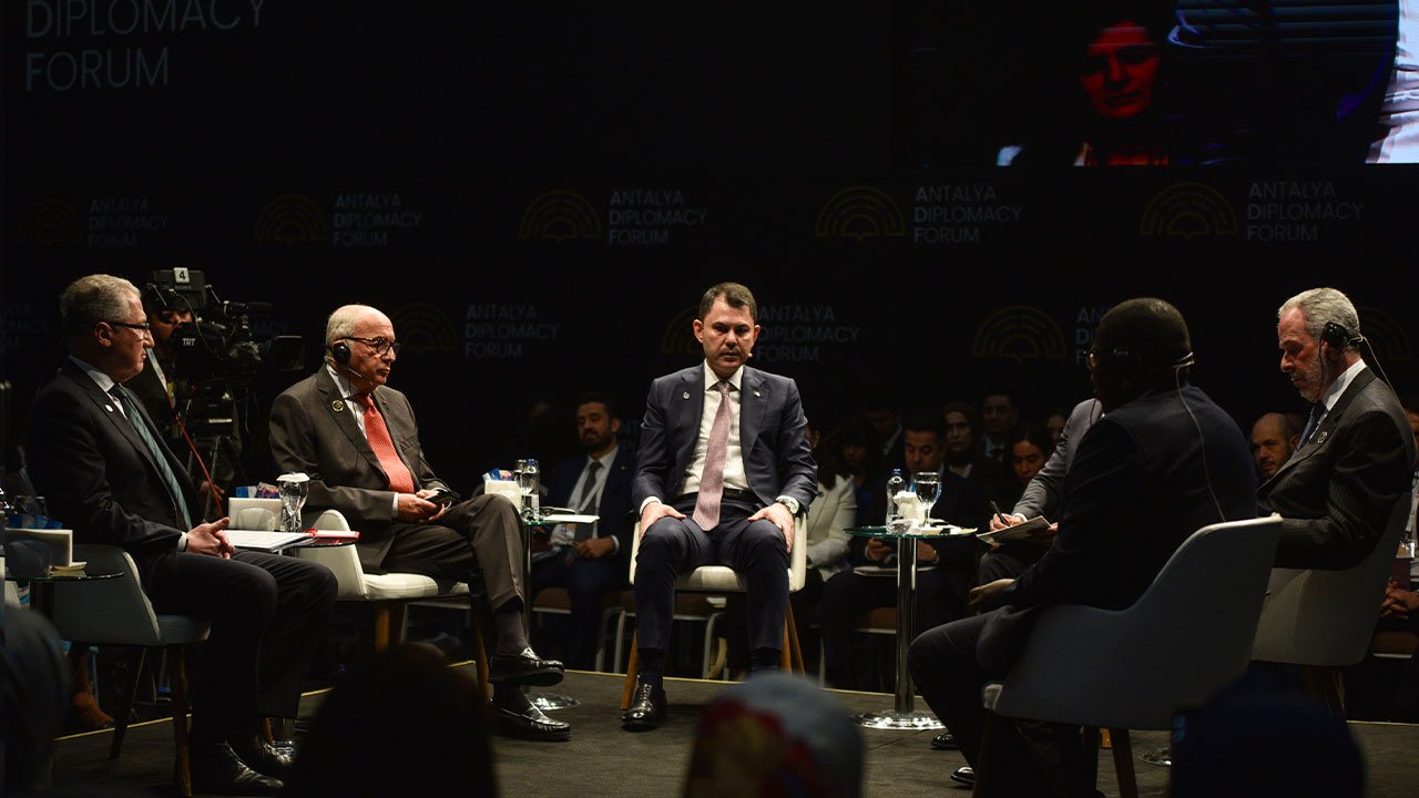 Bakan Kurum Cop Antalya Forum2