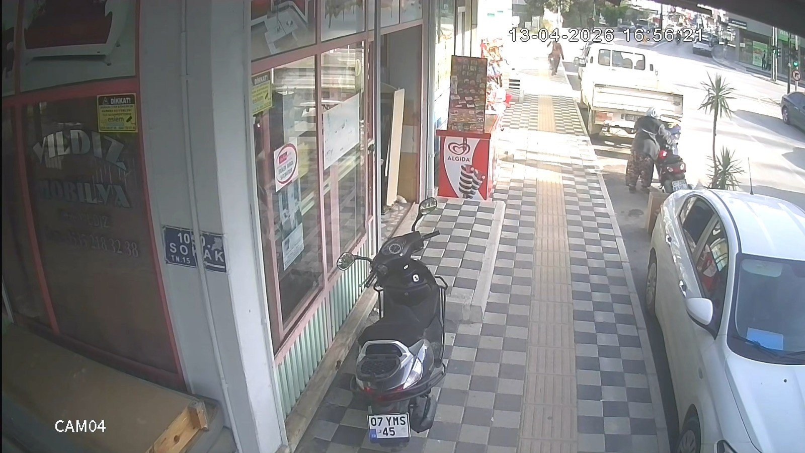 Bufe Onunde Motosikleti Caldi Antalya Serik5