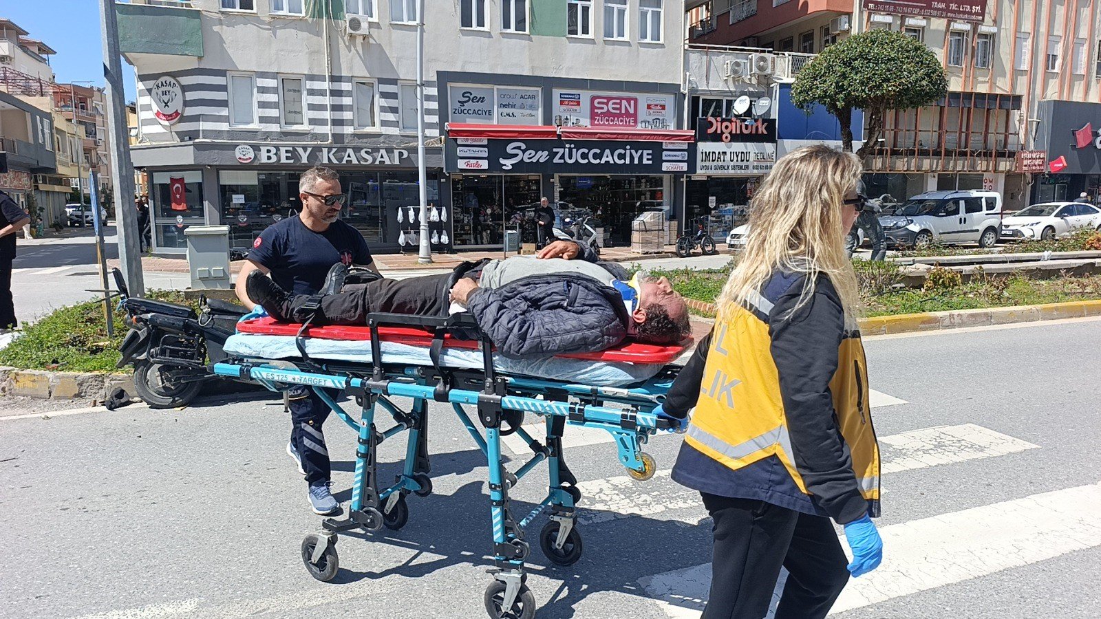 Elektrikli Bisiklet Ile Motosiklet Çarpıştı Manavgat3