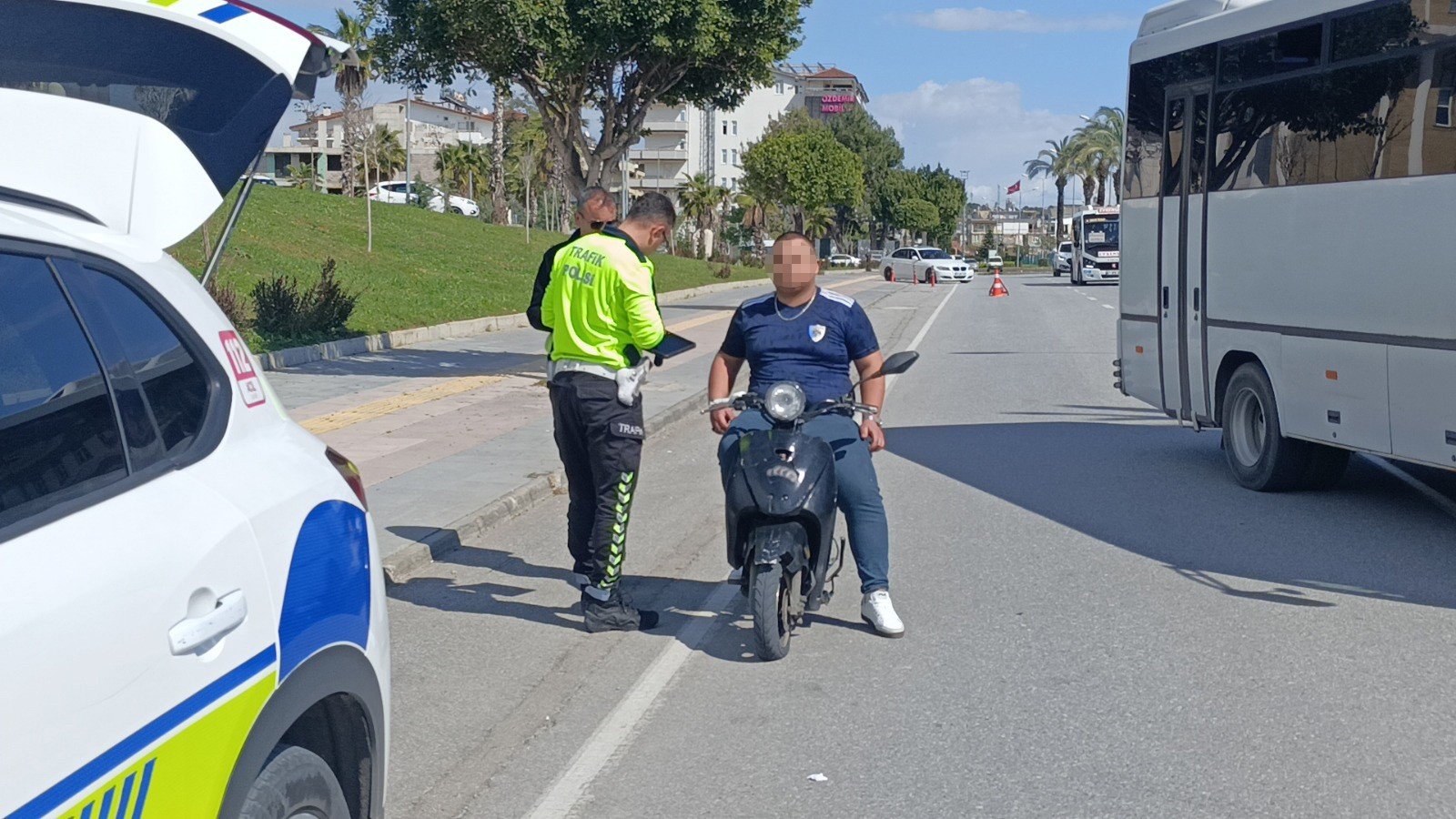 Elektrikli Bisiklet Surucusune Ceza Yagdi1