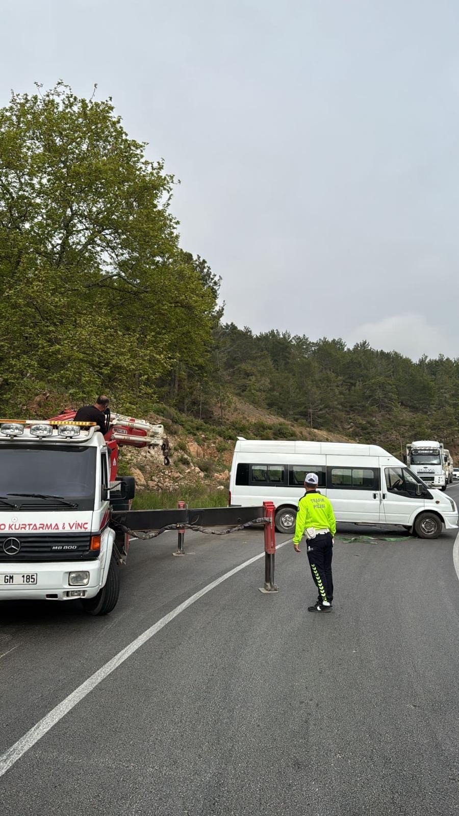 Gazipasa Minibus Kaza 2Yarali