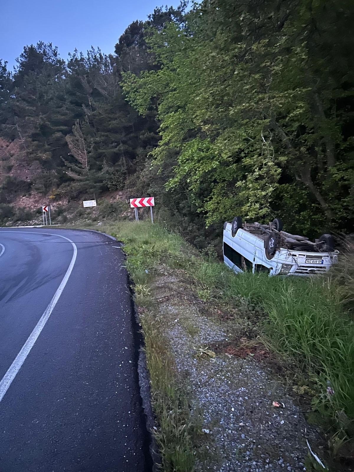 Gazipasa Minibus Kaza 2Yarali2