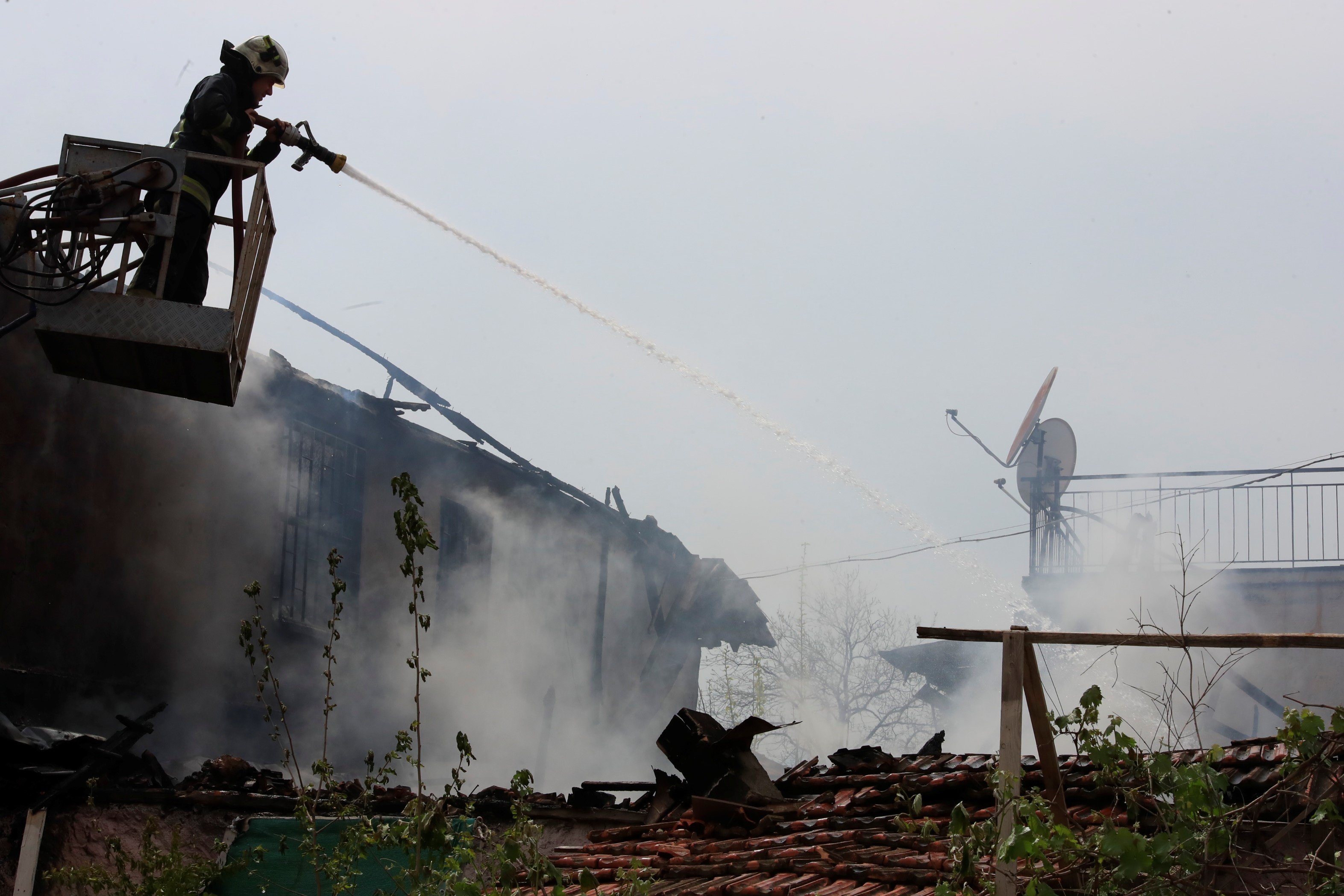 Kepez Fatih Mahallesi Yangin5