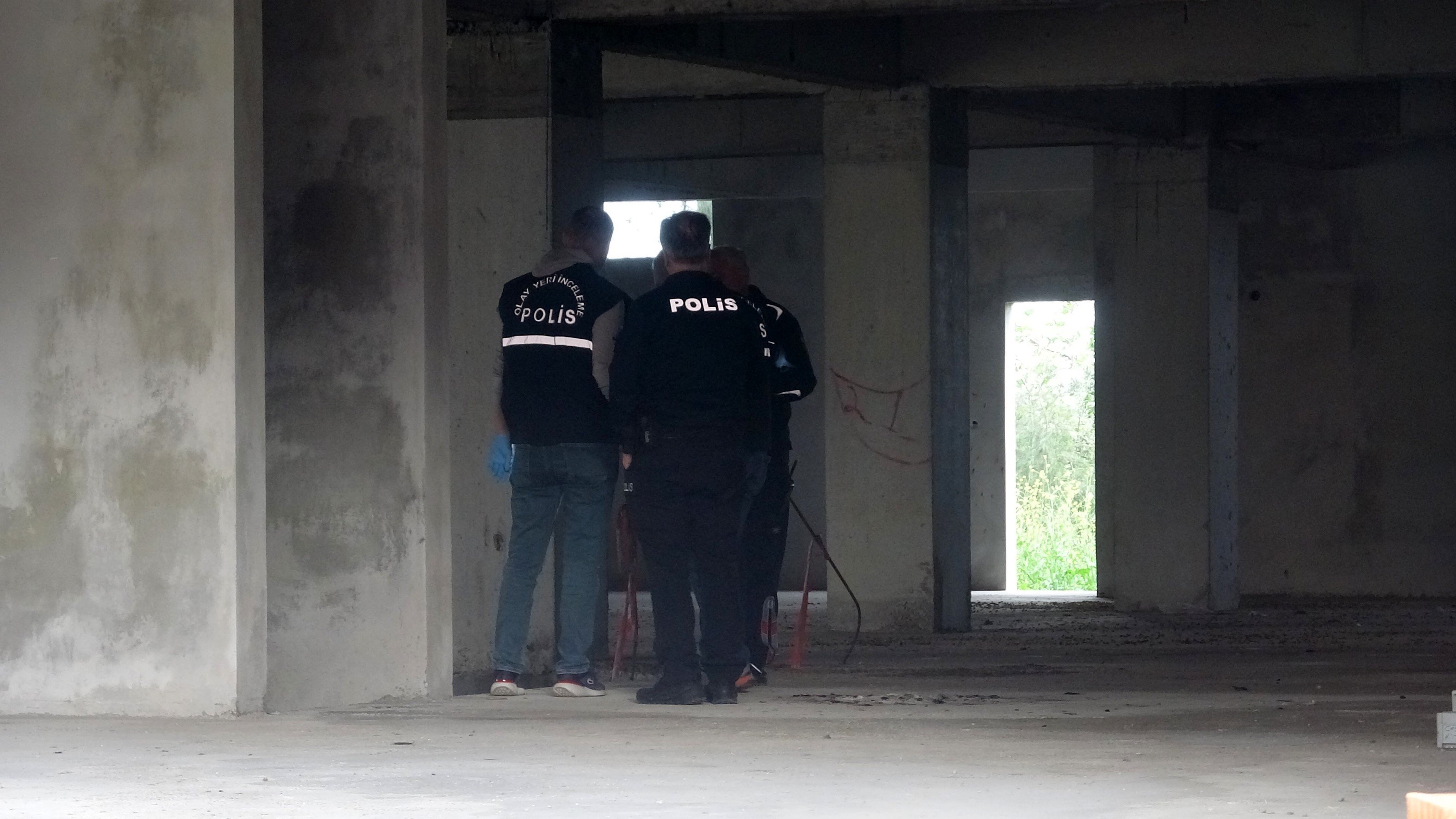 Kepez Insaatta Cansiz Bedeni Bulundu1