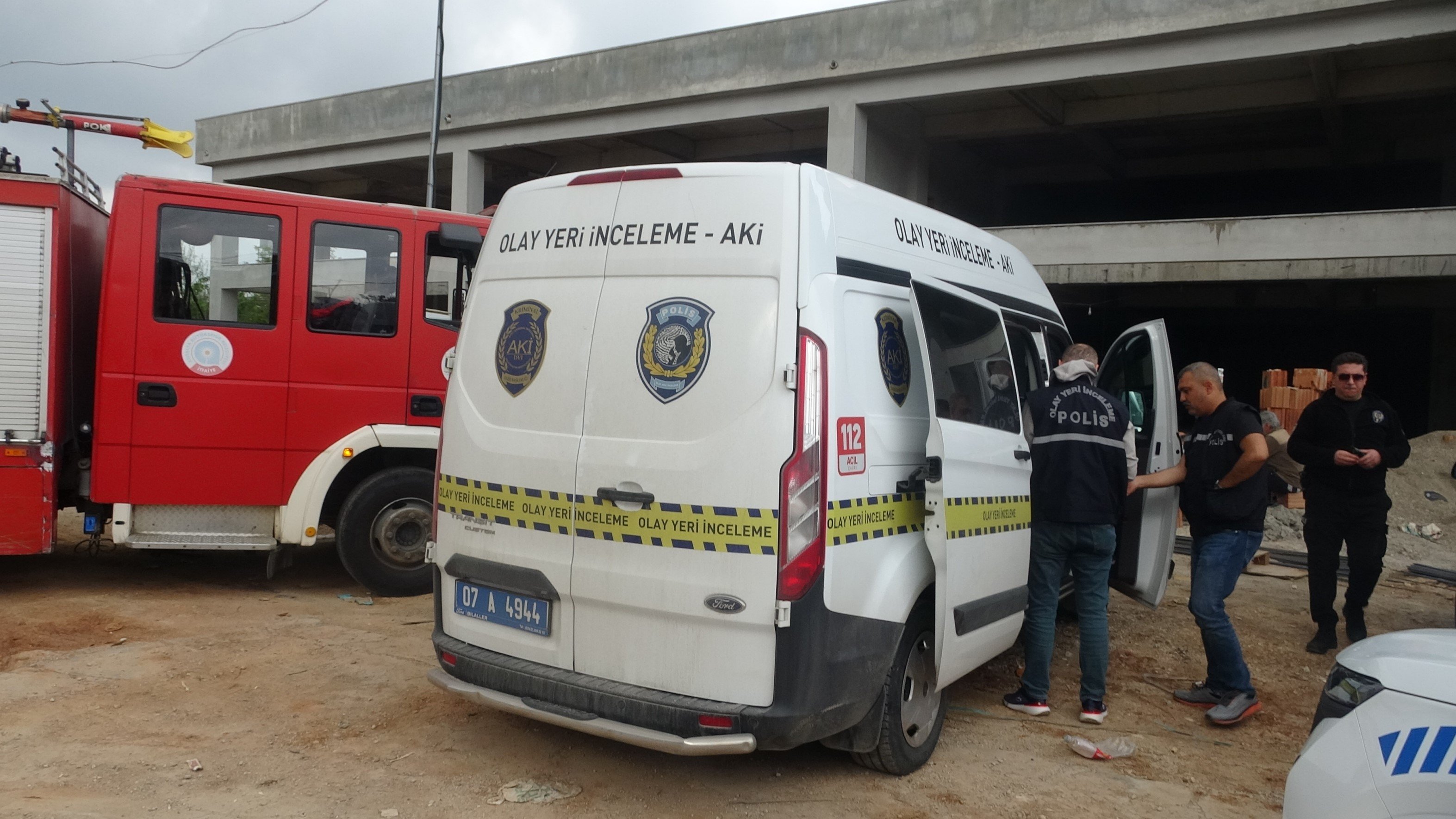 Kepez Insaatta Cansiz Bedeni Bulundu4