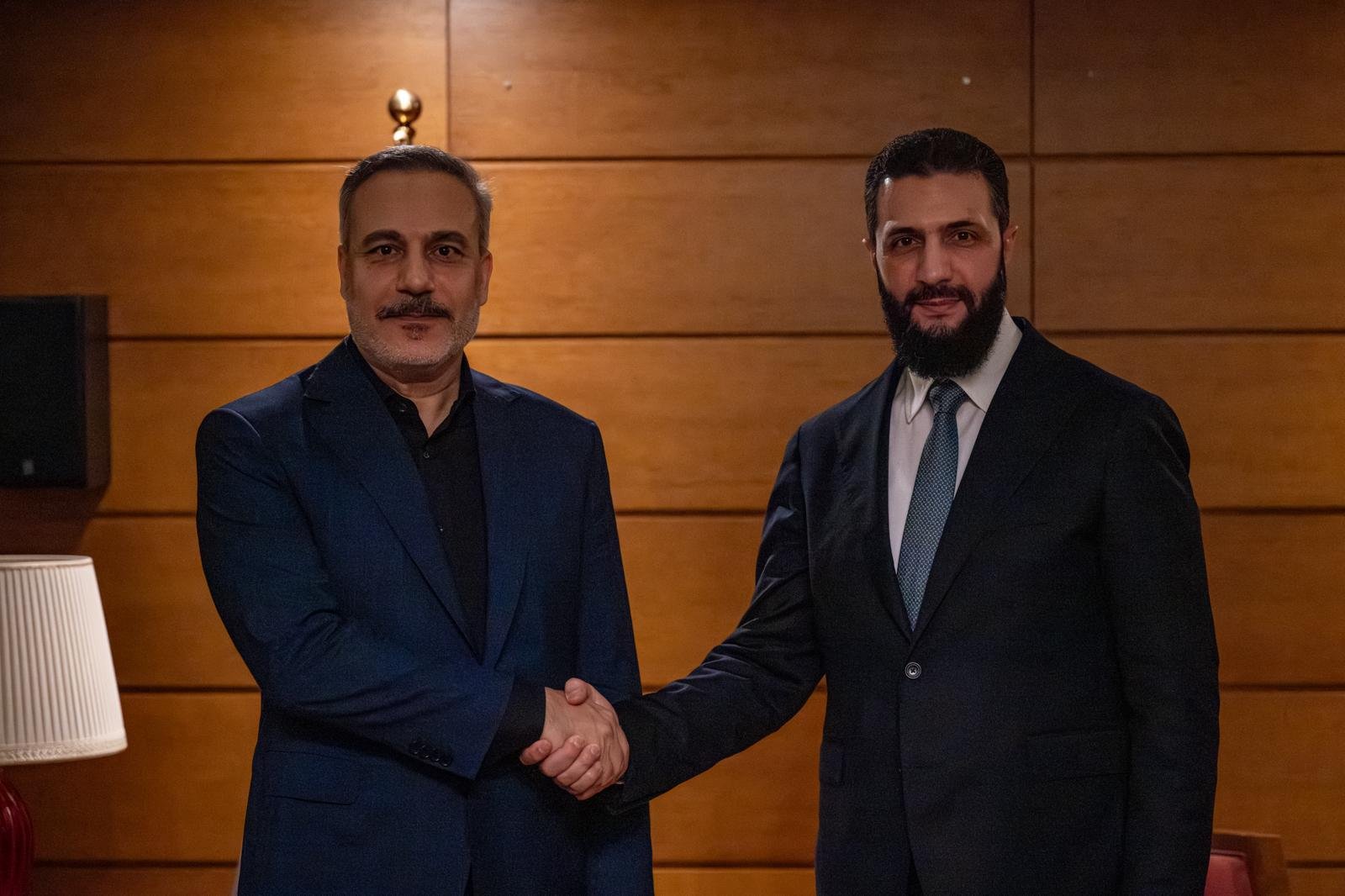 S U R I Y E C U M H U R B A S K A N I S A R A B A K A N F I D A N I 1264005 376238