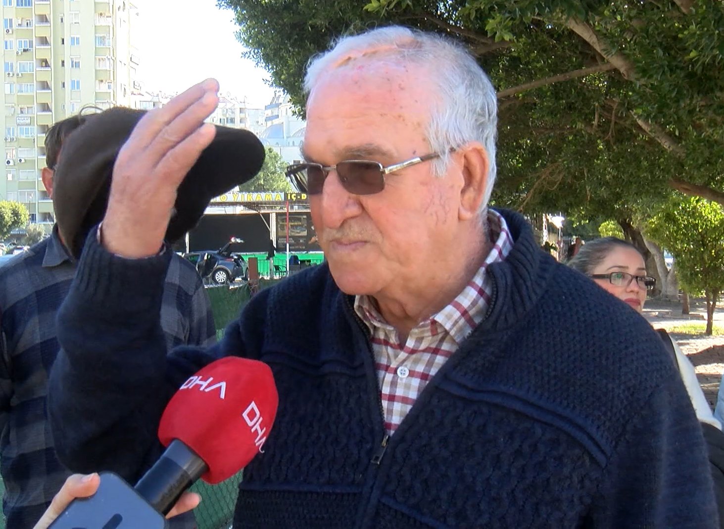 T A D I L A T I C I N 700 B I N L I R A A L D I I S I3