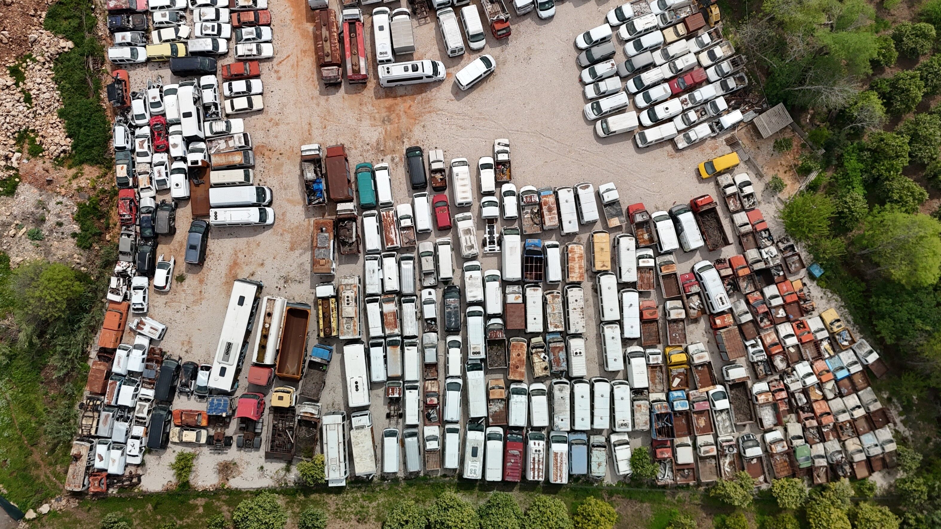 Yediemin Otoparki Arac Mezarligi Antalya7-1