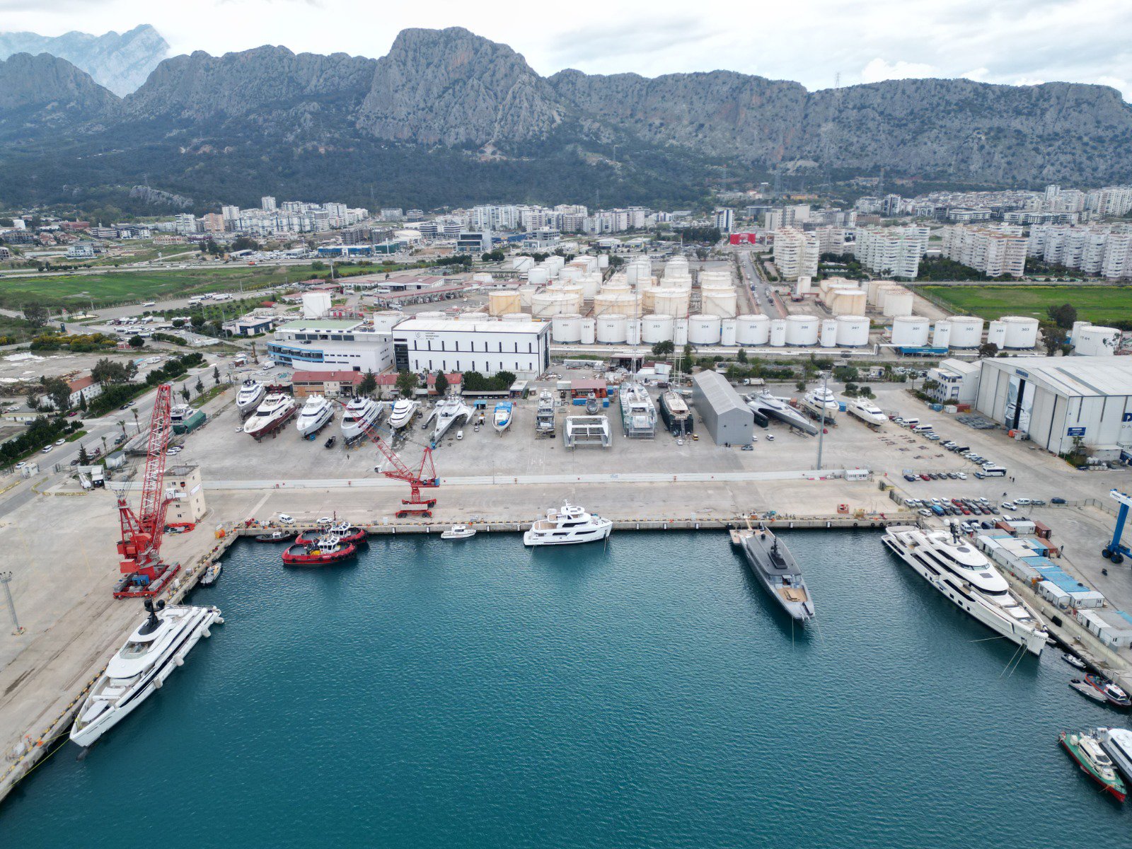 T U R K I Y E L U K S Y A T U R E T I M I N D E D U N Y A 2 N C I 1259441 374791