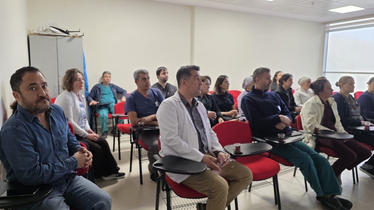 Gazipaşa Devlet Hastanesi’nde Sağlık Çalışanlarına Cpr Eğitimi-1