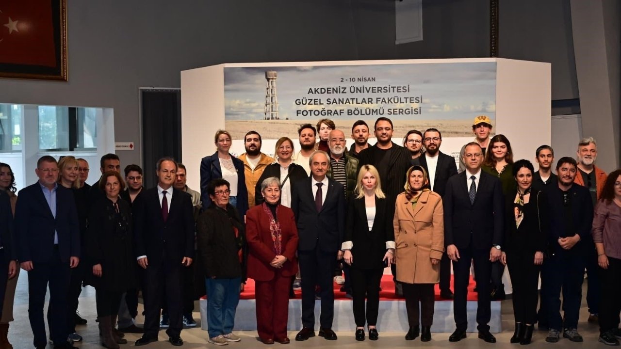 Kepez'de Akdeniz Üniversitesi Mezunu Genç Sanatçıların Objektifinden Hayat Sergisi-2