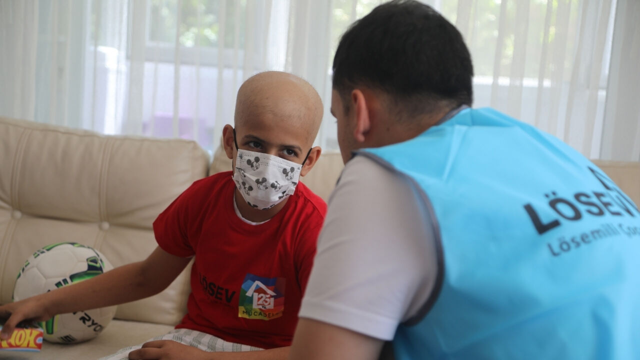 Emir Kanseri Yenmek Istiyor2