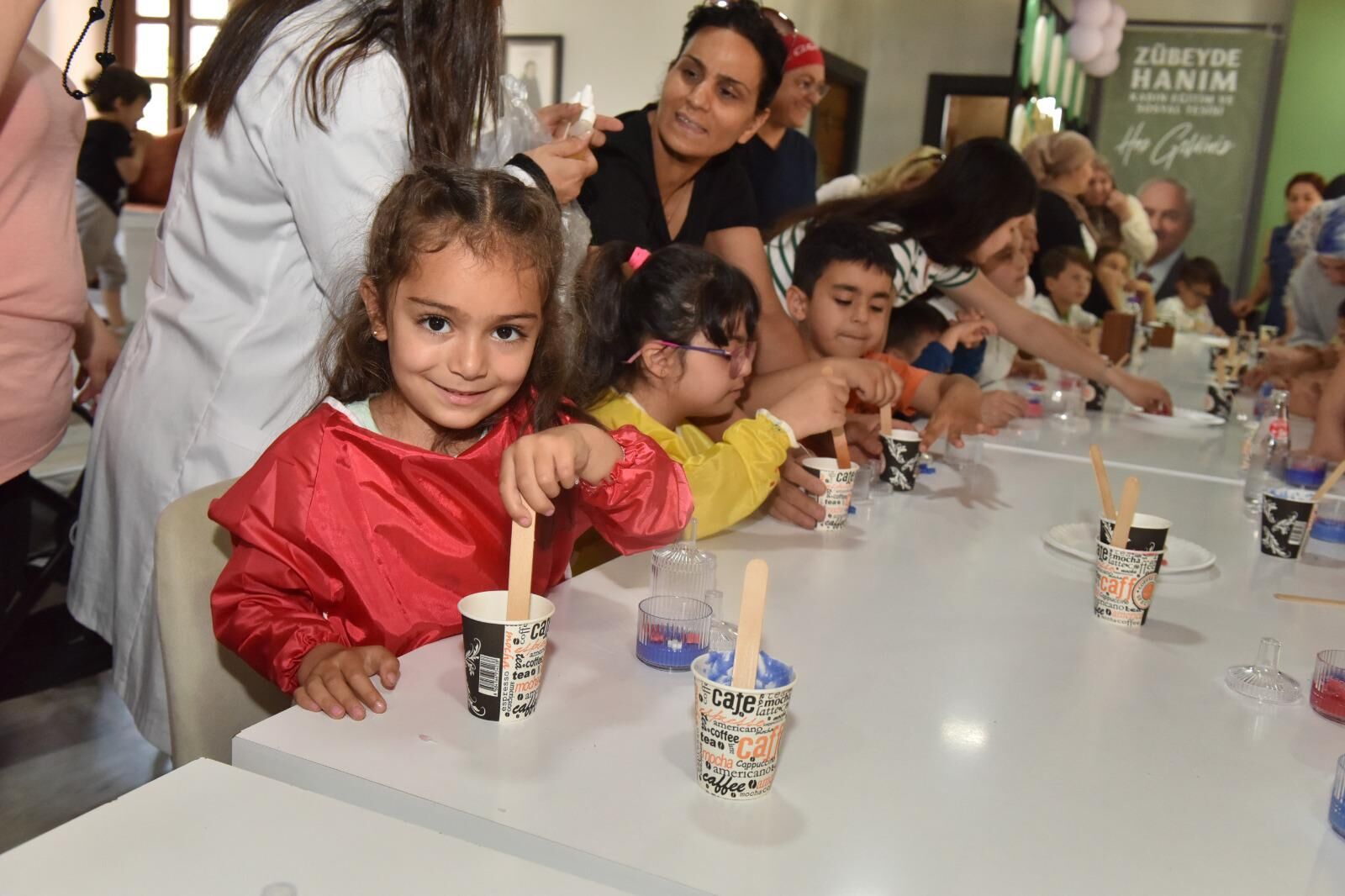 Kepezde Anne Ve Cocuklar Renkli Mum Atolyesinde Bulustu 2