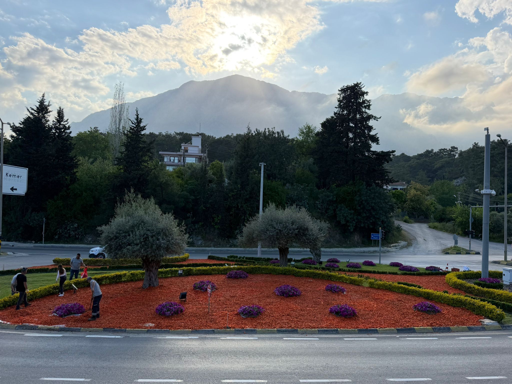 Antalya Büyükşehir’den Kemer’e Çevre Dostu Dokunuş (5)