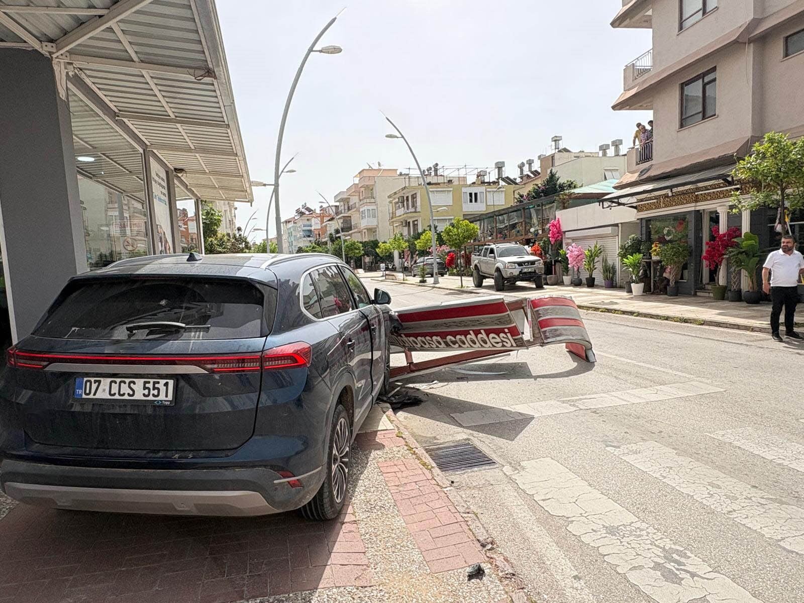 Antalya Manavgat Kaza Tabelaya Carpti3