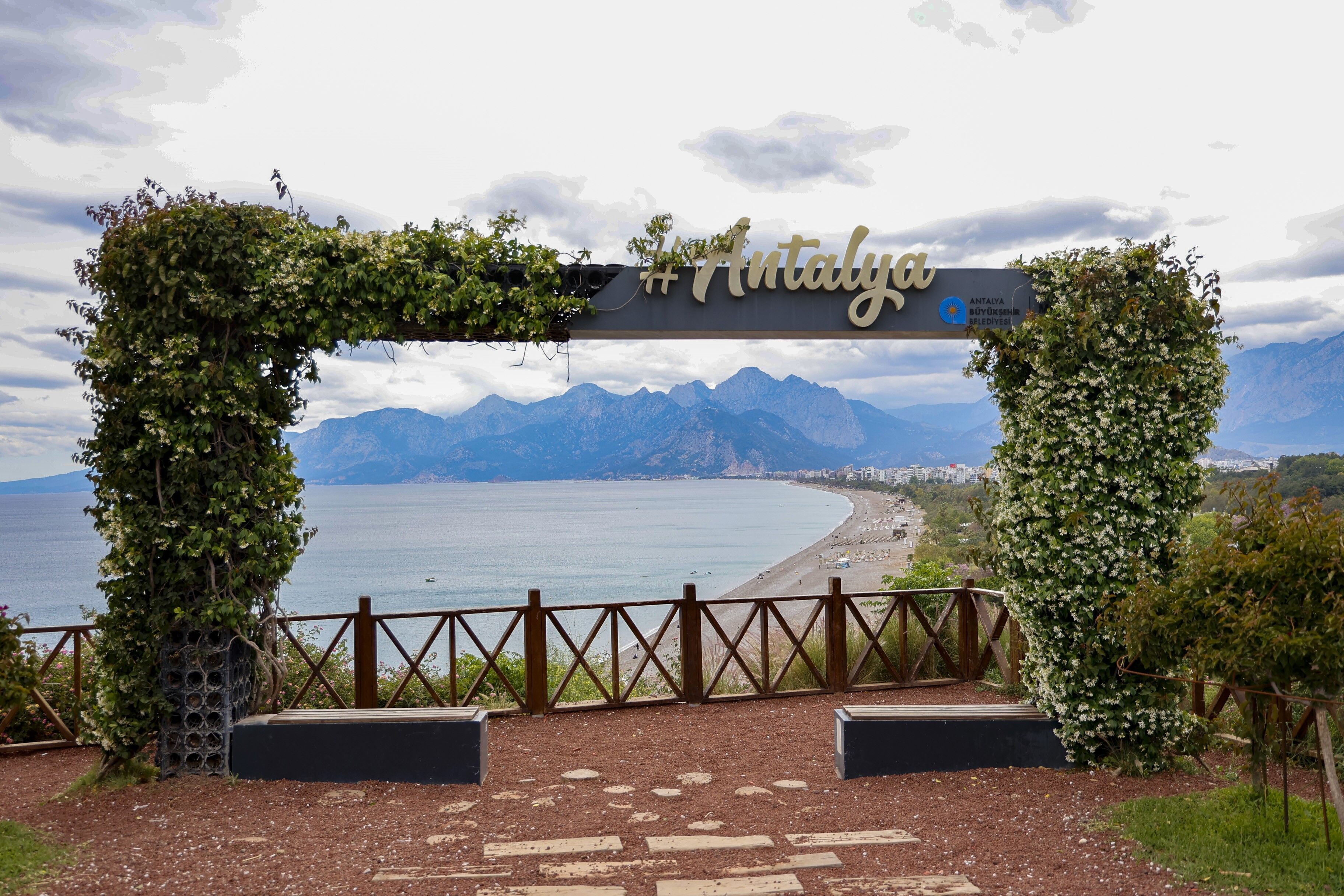 Kar Kis Antalya Yaz3