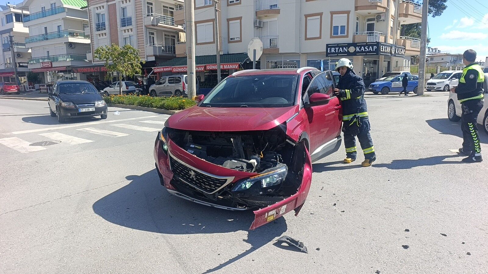 Manavgat Kaza Dur Levhasi Ihlal4